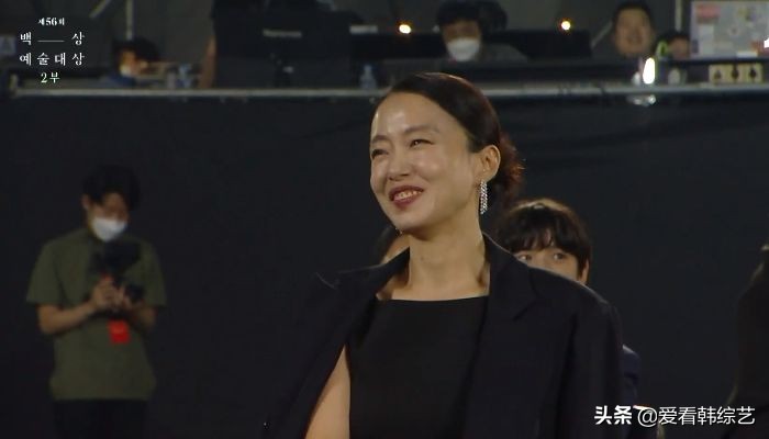 刘在石充满绅士风度的获奖感言中，还揭露了全