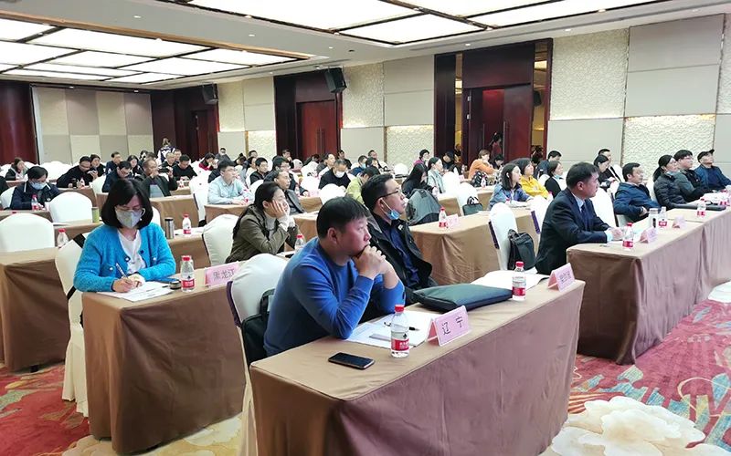 張傳忠在：“國家耕地質(zhì)量監(jiān)測評價與建設(shè)保護培訓(xùn)班”做專題報告