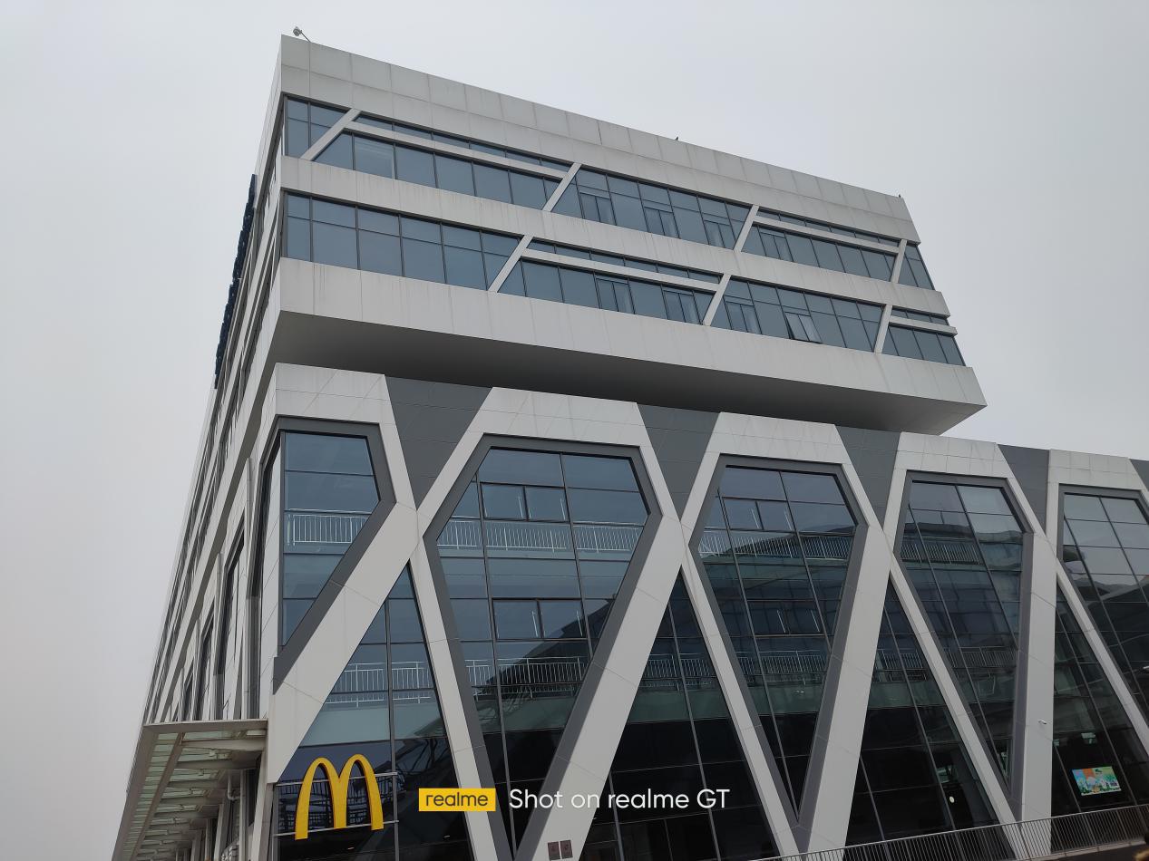 realme真我GT手机评测：除了好看和性能还有什么？