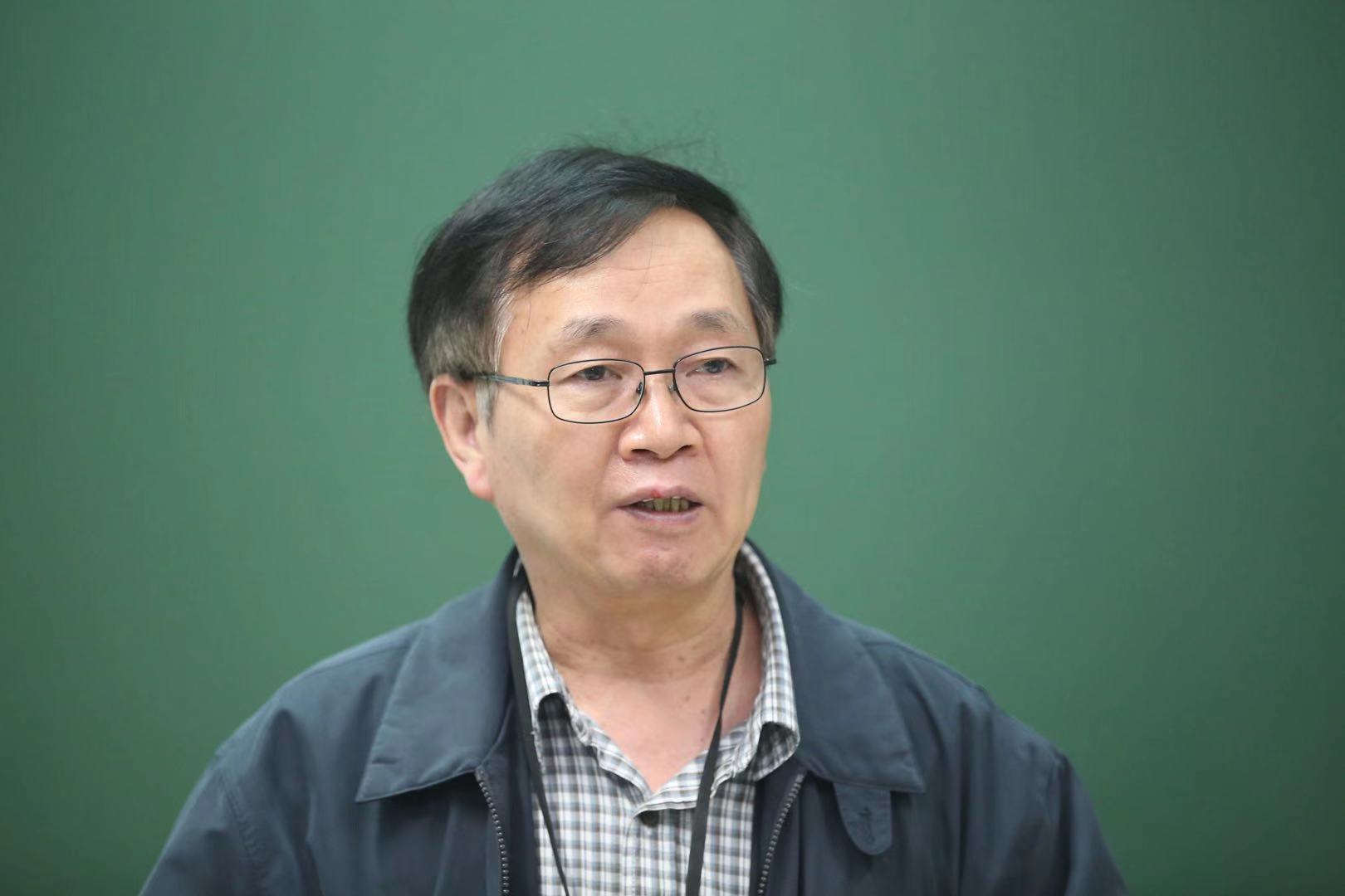 马晓河：建议把60岁以上农民的养老补贴提高一倍，从每月100元涨到200元
