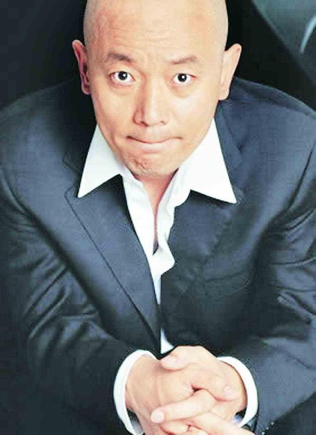 葛优拍新戏突现葛优躺，饰演心梗发作惟妙惟肖，你大爷还是你大爷