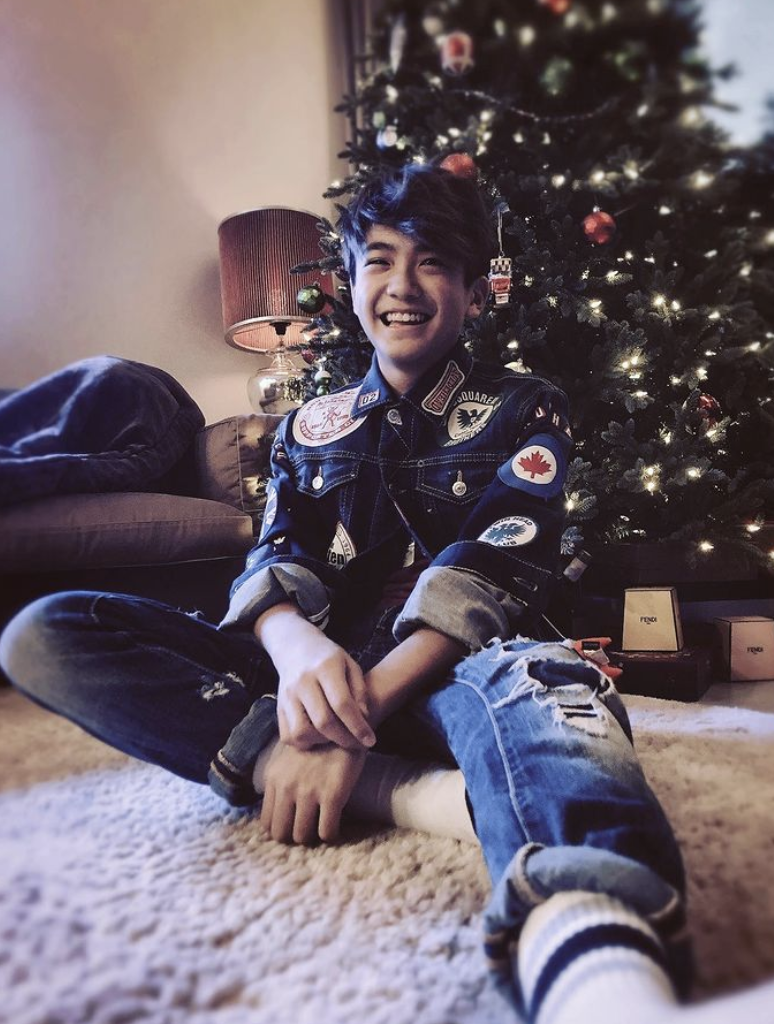 曹格晒照为儿子庆生，13岁Joe长成帅气少年，Grace姐姐可爱出镜