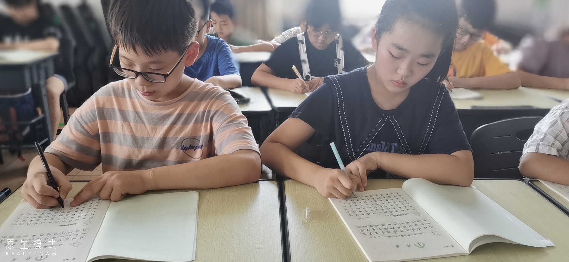 硬笔书法小学生 小学生硬笔书法纸图片 南京正人少儿艺术教育