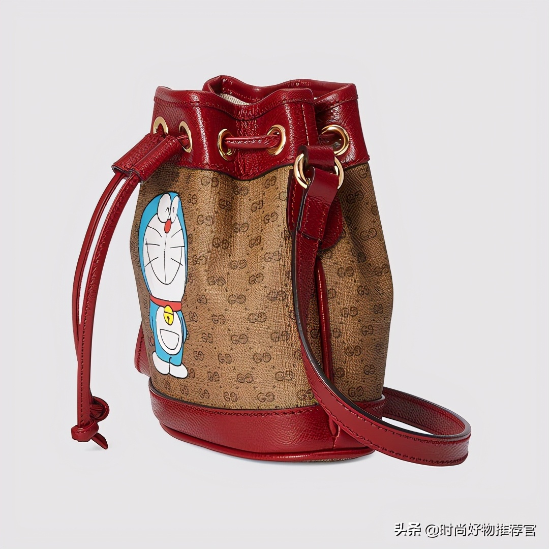 GUCCI新品 | 哆啦A梦联名系列，包包手机壳手表等