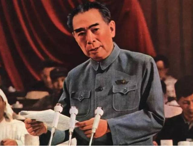 1937年，周恩来劳山遇刺，副官陈友才扮替身牺牲，死时身中20刀