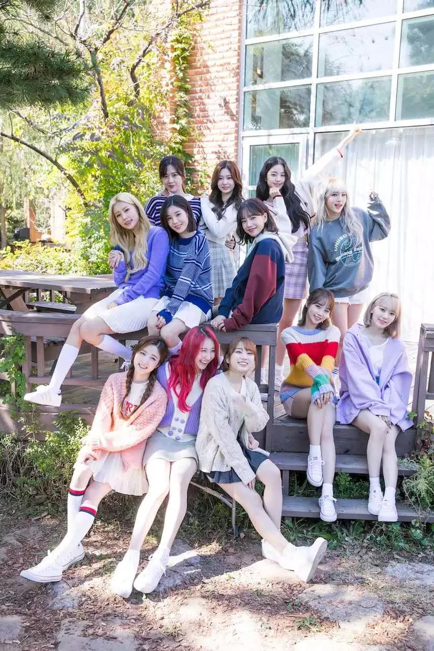 izone离解散竟只剩下半年官方突宣布3月发行照片集