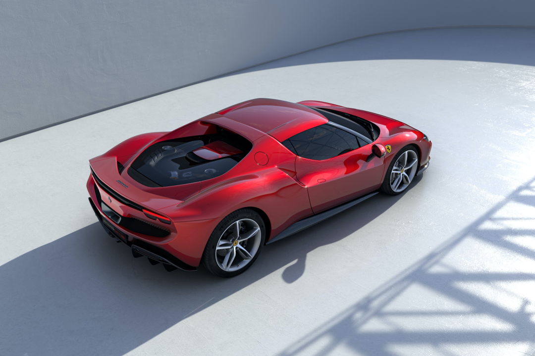 继SF90后法拉利又推出一款6缸跑车，到底是妥协还是追求极致