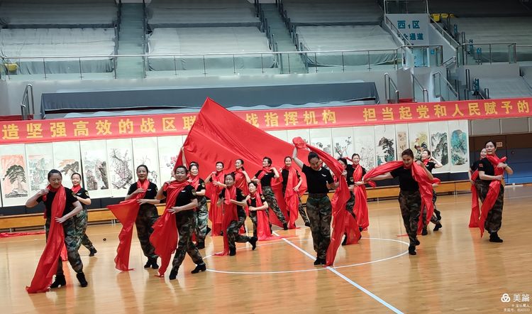 四川省军区老干部大学庆祝中国共产党成立一百周年“深情颂伟业永远跟党走”系列展演首场圆满成功