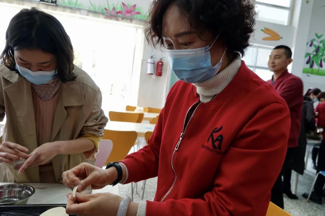 双流特教丨趣味包饺子 暖心妇女节