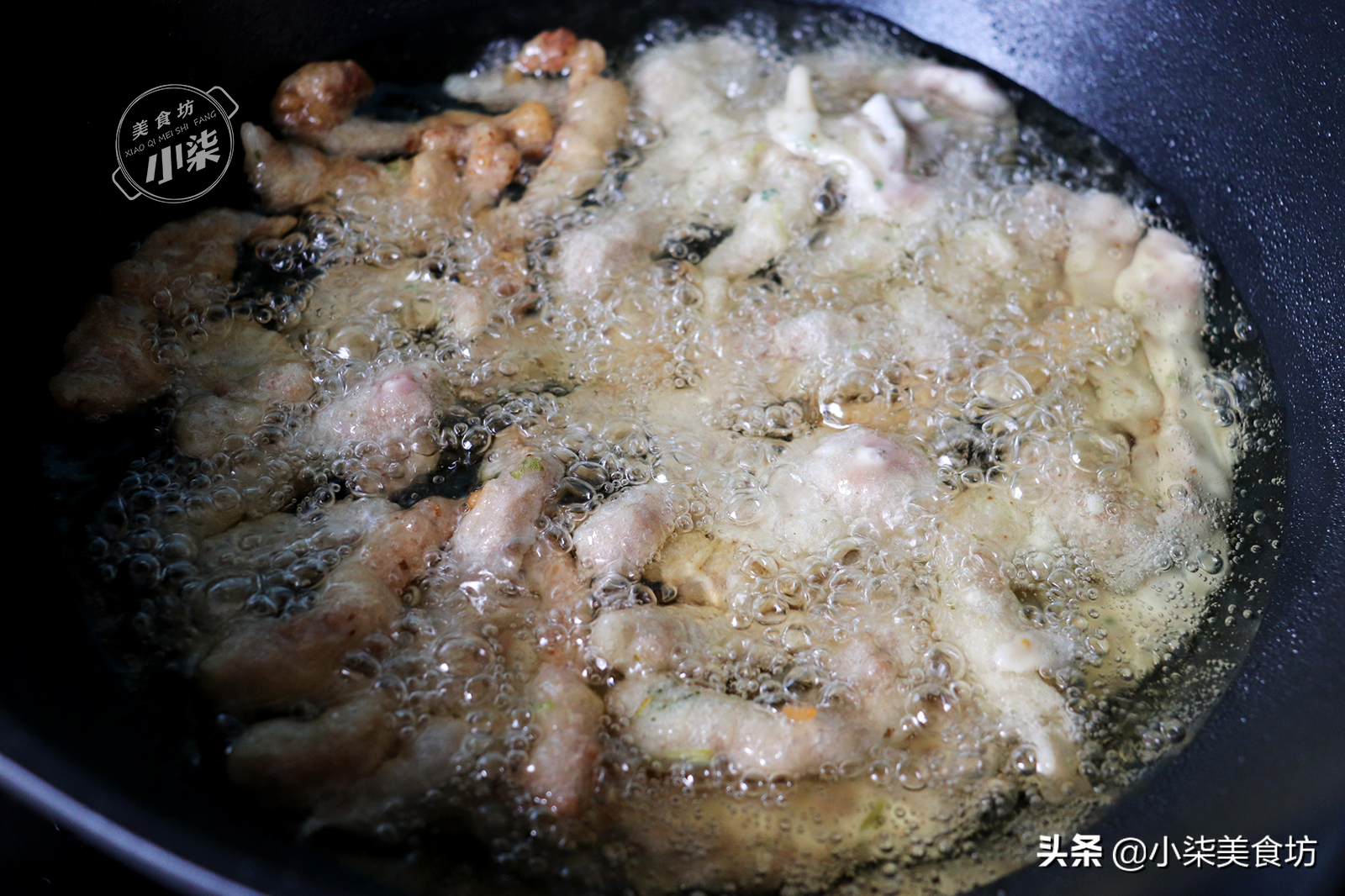 牛肉別總煮著吃了，教你小酥肉的做法，外酥里嫩一口一個嘎嘣脆