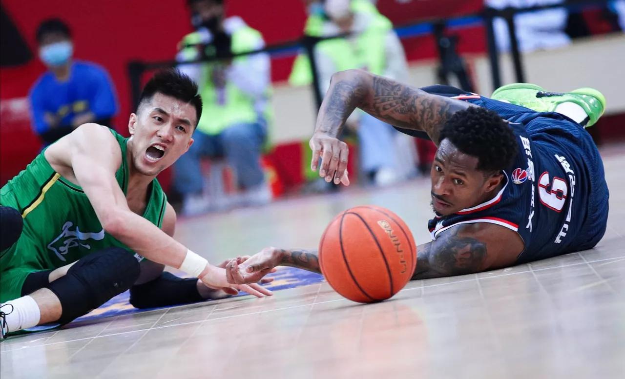 CBA window period can you look without the ball? Inferior preliminary contest leg is new give heat, chinese male basket two tough fight! 
