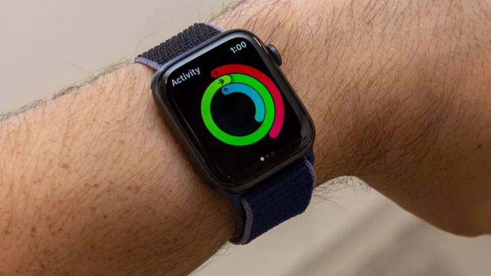 Galaxy Watch 3 vs Apple Watch 5：哪種更值得擁有