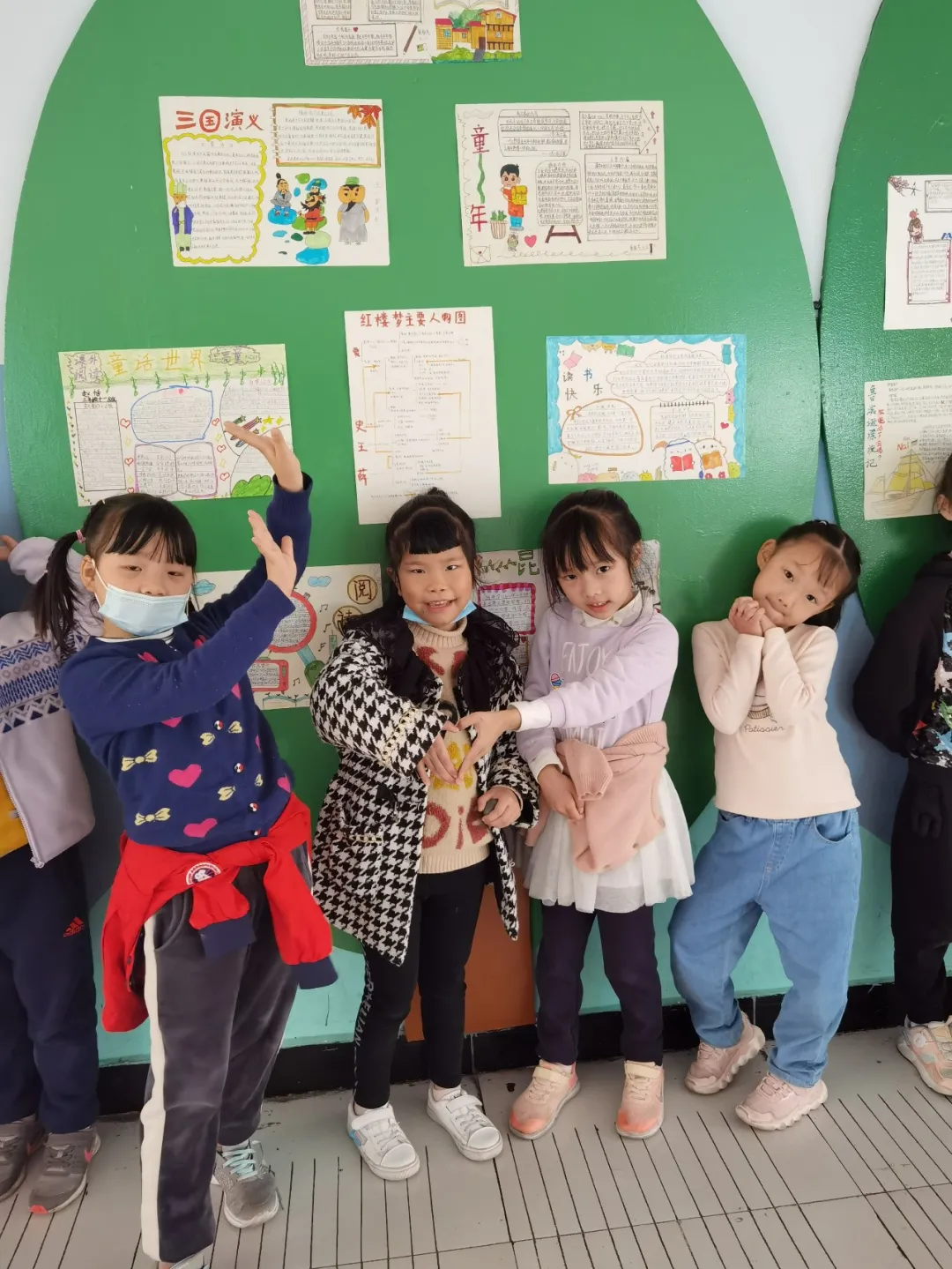 成都市双流区棠湖小学书香班级丨书香飘荡添智慧 墨香永存润心灵