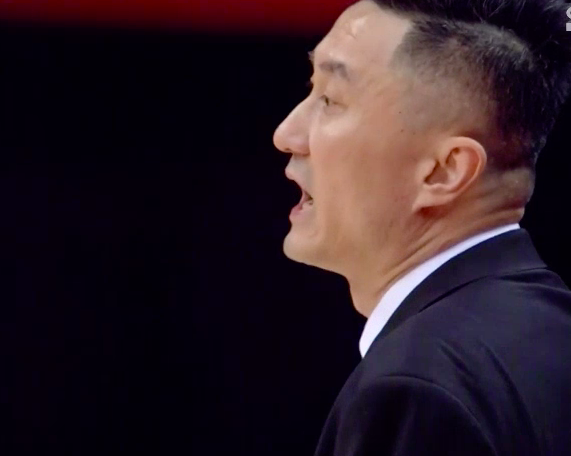 Does type of may you die without sons foul? Liu Xiaoyu is kicked repeatedly take a top, guangdong Du Feng loves to will cover private parts anguish exeunts