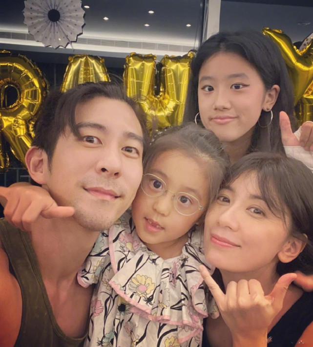 贾静雯庆女儿满6岁，咘咘生日愿望是疫情消失，全家人健健康康