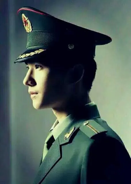 杨洋将与成龙再度合作电影《警察故事 终章》