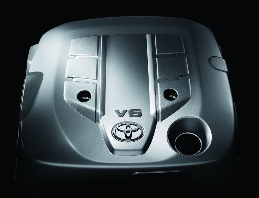 与汉兰达相比，皇冠陆放究竟有什么异同？