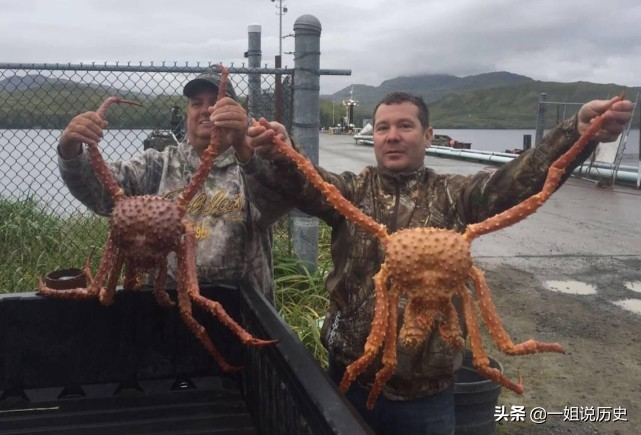 最危险职业“捕蟹人”，干5天挣69万，平均每7天就有一人丧命