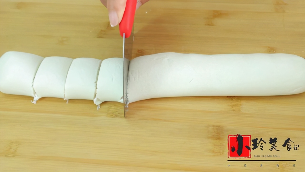 自己在家也能做糯米麻團，外酥裡糯，不開裂不回縮，童年的味道
