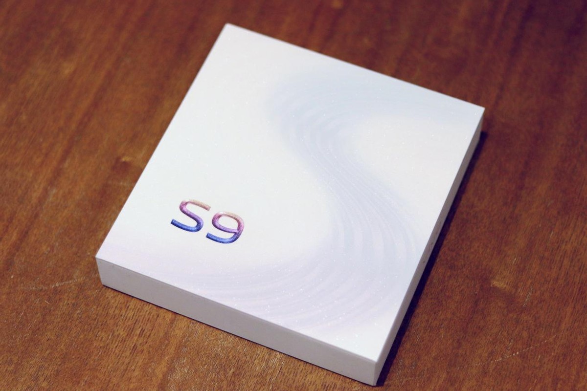 618种草自拍神器，vivo S9包装唯美星辰般的体验