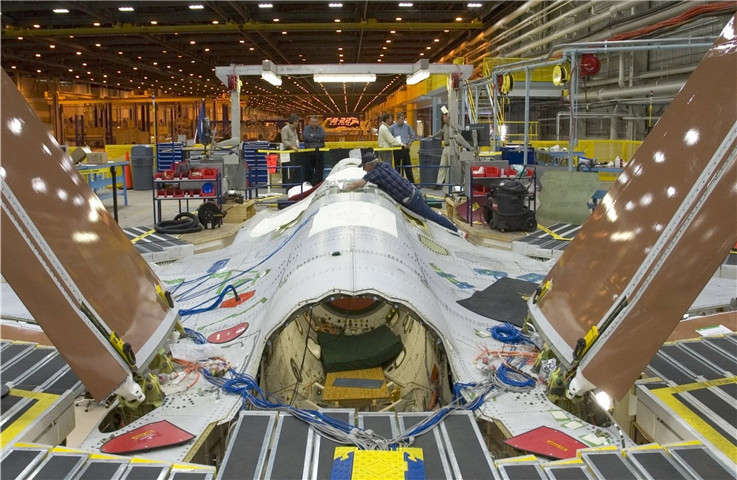 5天内美军损失2架5代机，美国人：是中国改了程