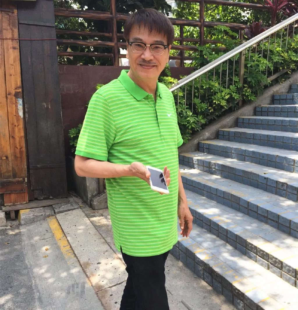 吴孟达生前责任心太强，三个家庭五个子女，为养家拼命拍戏