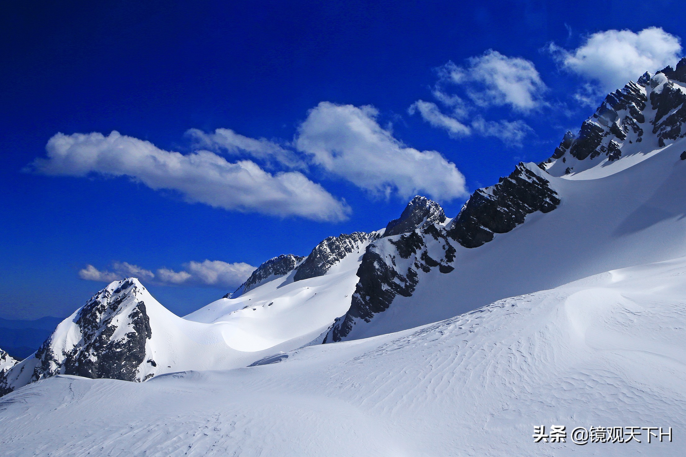 玉龙雪山海拔4680图片图片