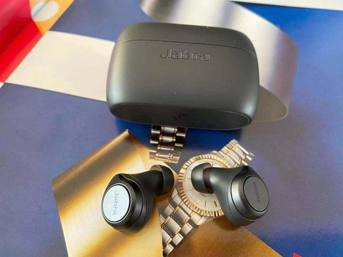 出色高音质，小巧机身佩戴无感Jabra ELITE 75t真无线蓝牙耳机测评