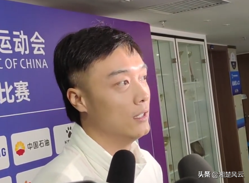 女排比赛首轮印象，三场打五局，欢笑与泪水纷
