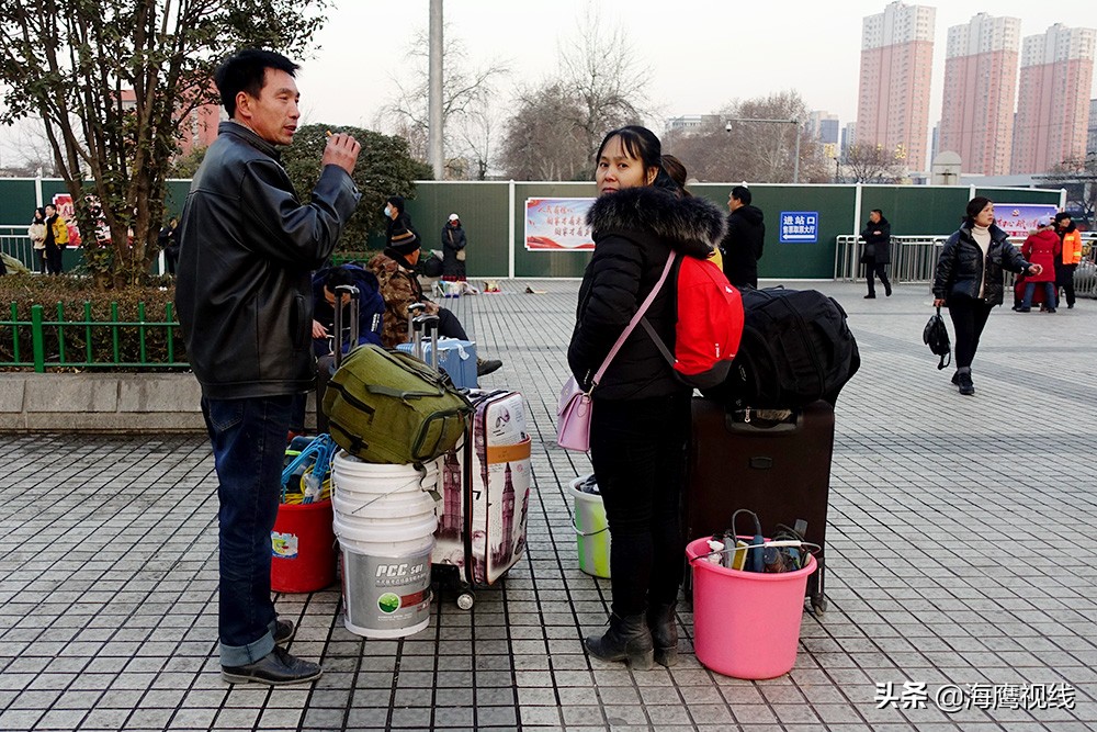 火车票订票取票(在火车站取网上订的票，没有想到这么简单，三步就可以搞定)