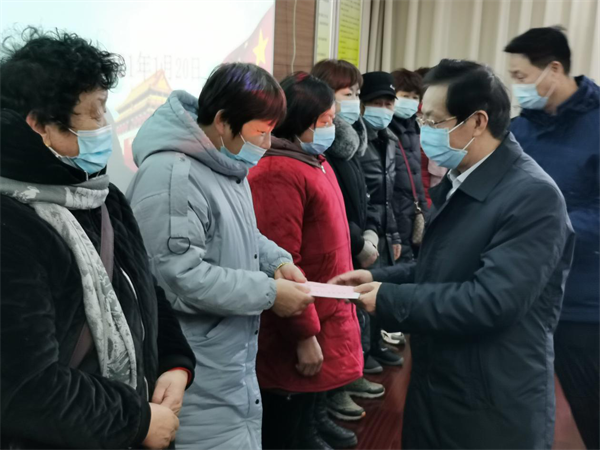市慈善总会领导慰问计生特殊家庭