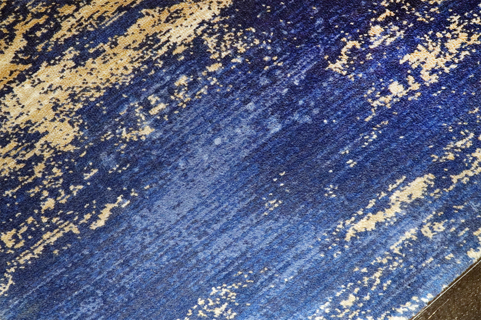 2021年家庭清洁工具如何选择？必胜洗地机开箱评测