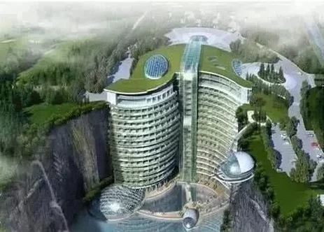 日本人挖了88米大坑，中国耗资20亿填补8年，不料