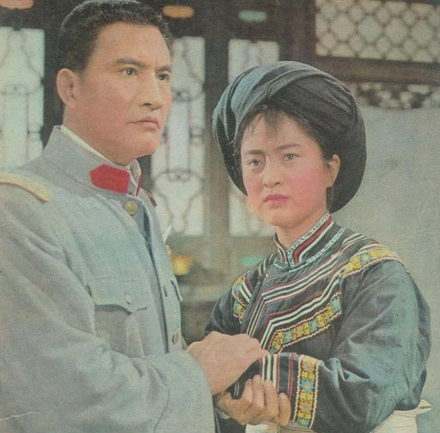 坎坷张金玲：电影遭禁演，为爱忍痛息影却换来离婚，如今怎么样了
