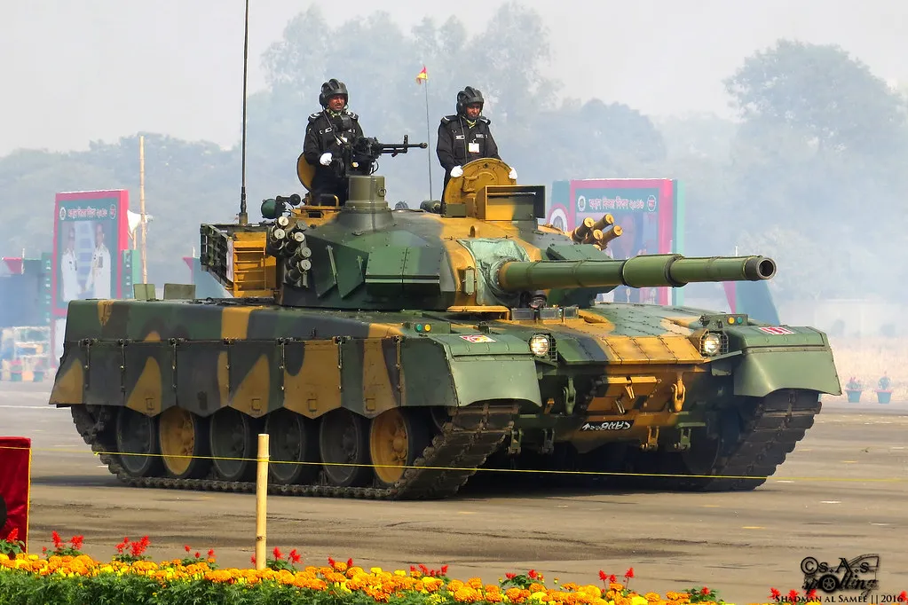 横砍一街军警，爆锤特种部队！2020最刺激的动作