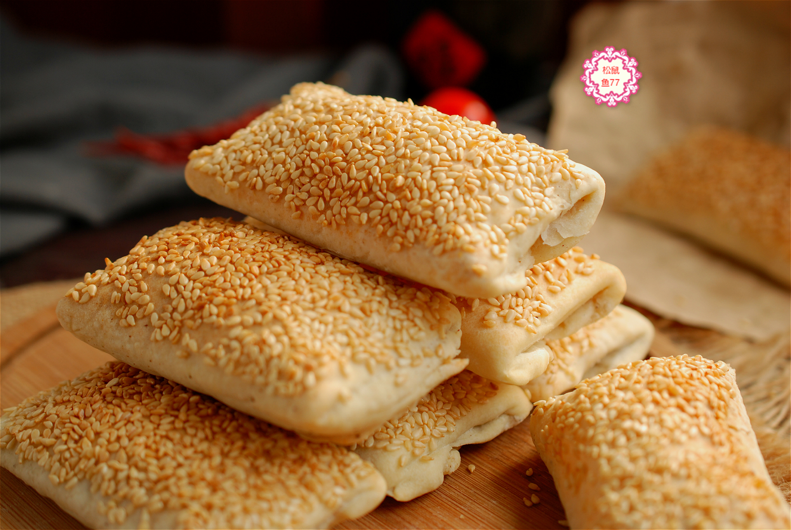 一捏就碎，一碰就掉渣兒，一吃倍儿香的油酥小燒餅，做法超簡單