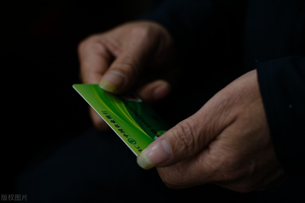 舅舅给他转了1000多万元创业，他一直没闲着，最后找了个杀手……