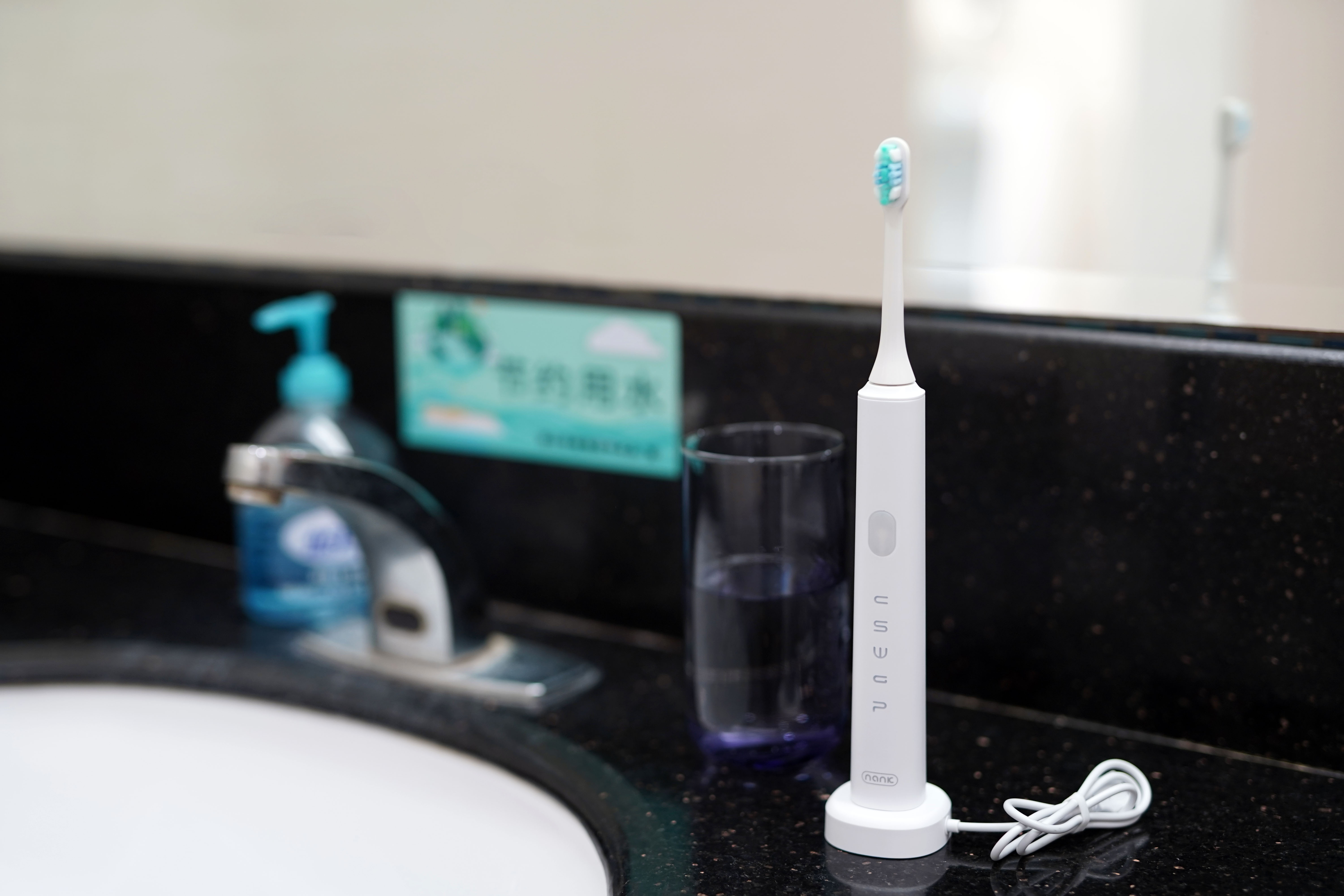 科学刷牙，呵护牙齿——南卡Shiny磁悬浮声波电动牙刷体验