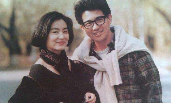 遗传不到高颜值的星二代：吕良伟儿子又胖又矮，钟镇涛儿子没气质