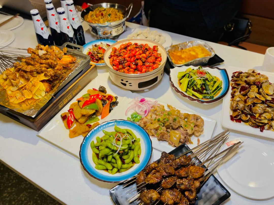 郑州夏夜烧烤手册TOP10出炉，你吃过几家？