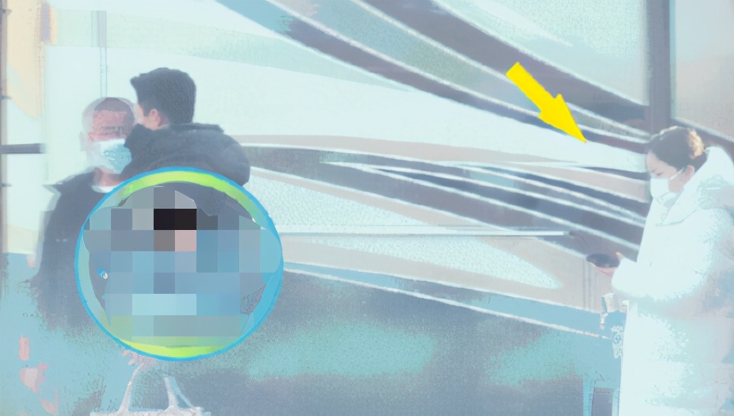 Du Chun wife facial exposure, element colour appearance is comely, eider down takes block not to live doubt of big abdomen apophysis is like have pregnant