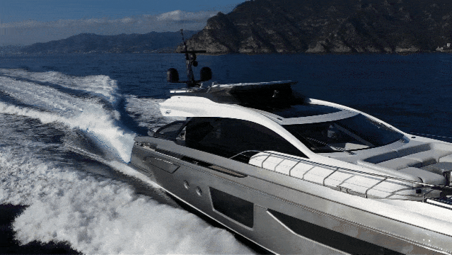 3000马力的海上超跑，意大利Azimut S8豪华游艇