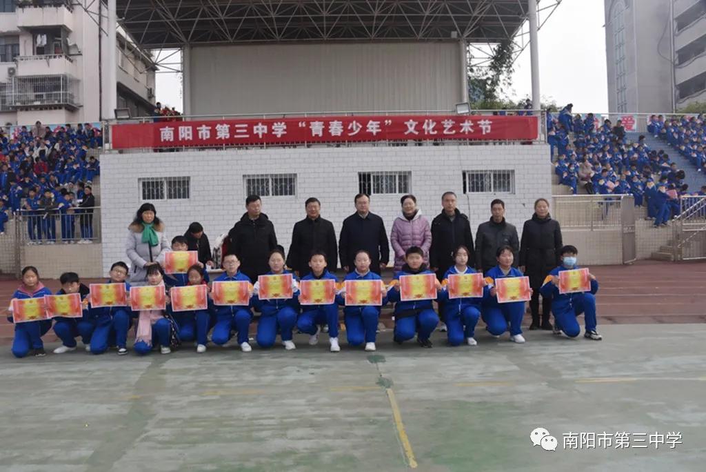 ĥ����־ ���ľ��� �����ഺ