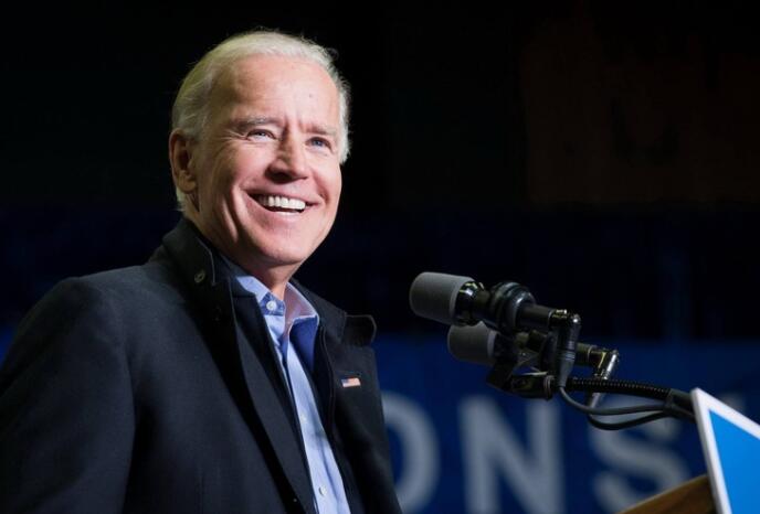 嫦五“挖土”归来后，美酸的不行，拜登团队向