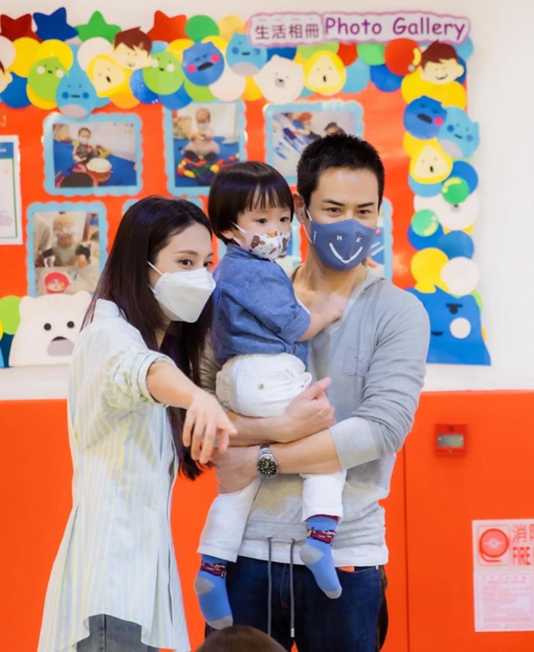 陳凱琳2歲大兒子上學前班，一家三口參加親子活動，互動溫馨有愛