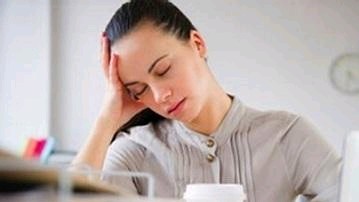 有的人動不動就出汗，有的什麼也沒做，也會出汗。 生病了嗎？