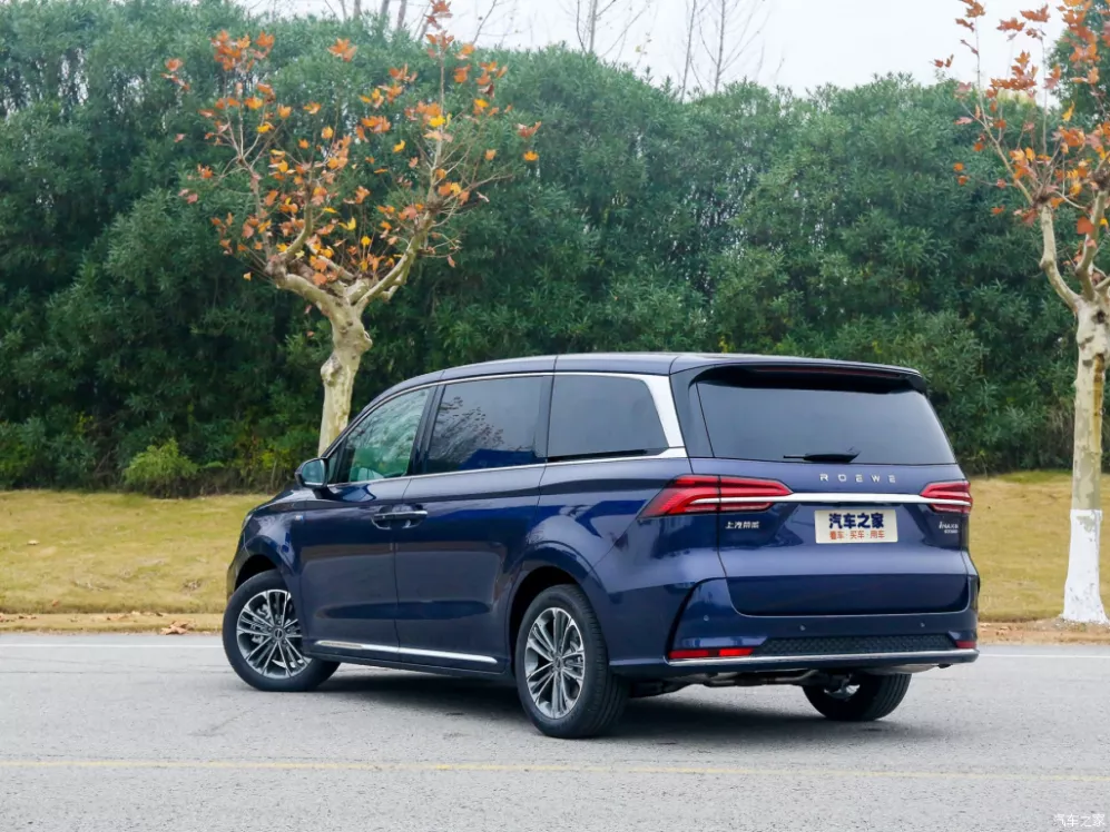 荣威imax87座360nm综合实力强这台7座mpv真不错