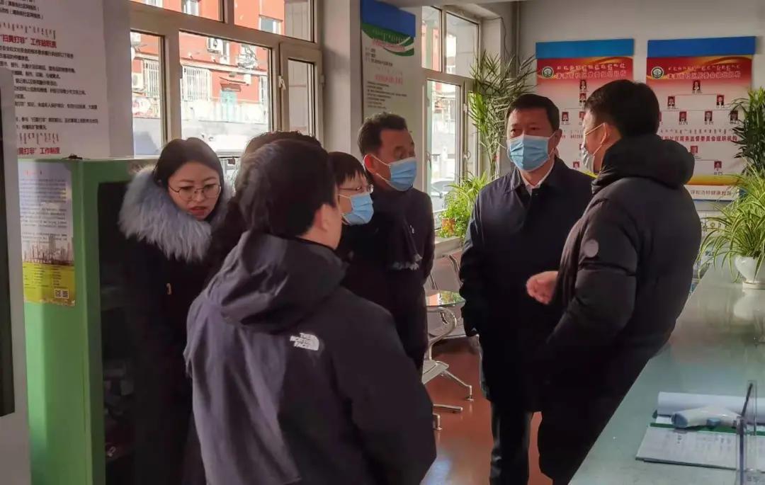 亢永强一行实地督导调研社区工作