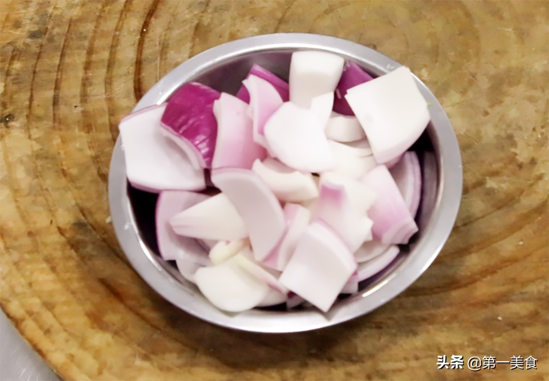 图片[4]-麻辣香锅怎么做才好吃 学会这个技巧 色泽鲜艳好吃-起舞食谱网