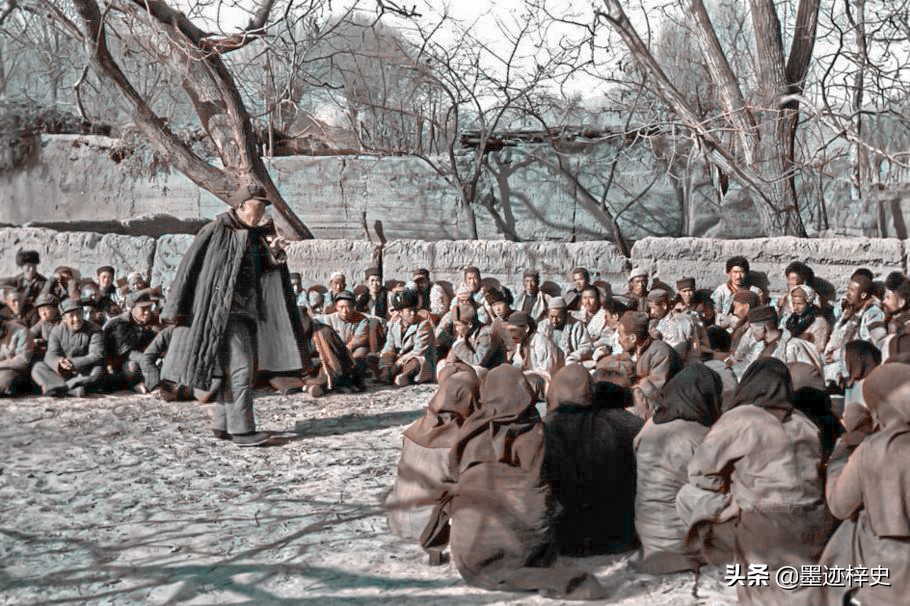 青海老照片1951年土改中的海东民和县公审不法地主恶霸